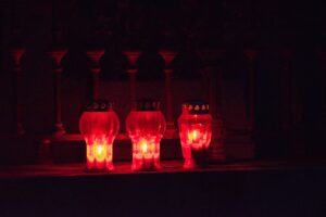 Blagdan Sv. svetih na Gradskom groblju noću - Fotografija 10