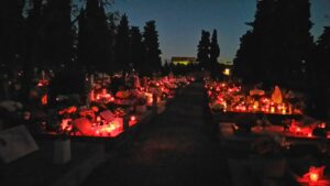Noćni pogled na Gradsko groblje - Svi sveti - Fotografija 04