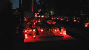 Noćni pogled na Gradsko groblje - Svi sveti - Fotografija 06