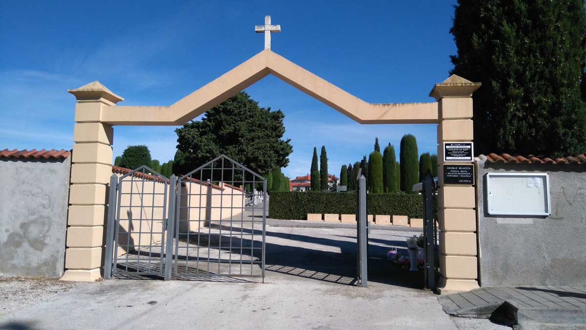 Gradsko groblje Belafuža Fotografija 1