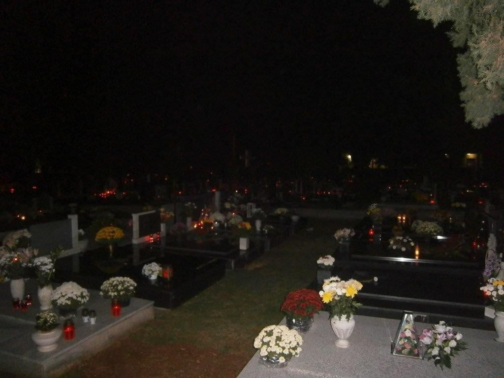 Dan Svih Svetih na Gradskom groblju