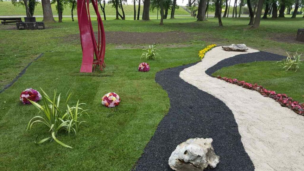 Floraart 2017 instalacija stabla nade